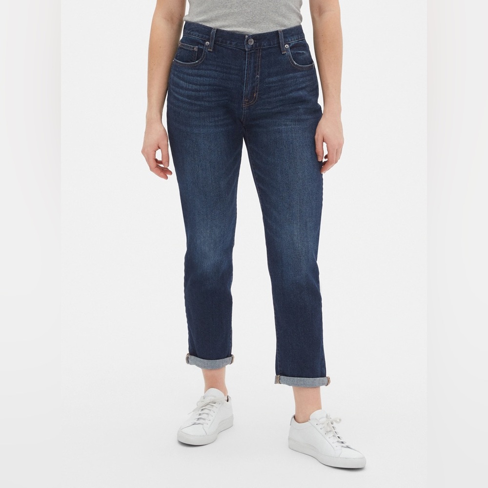 GAP Mid Rise Girlfriend Jeans in Dark Indigo NWT size 0/25